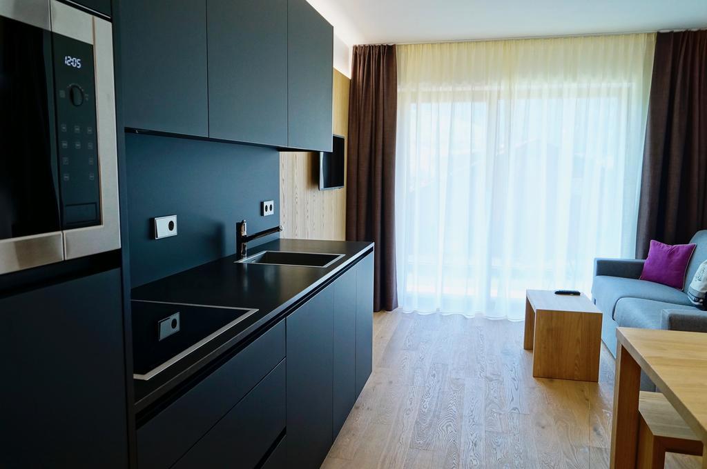 Residence Larciunei Ортизеи Экстерьер фото